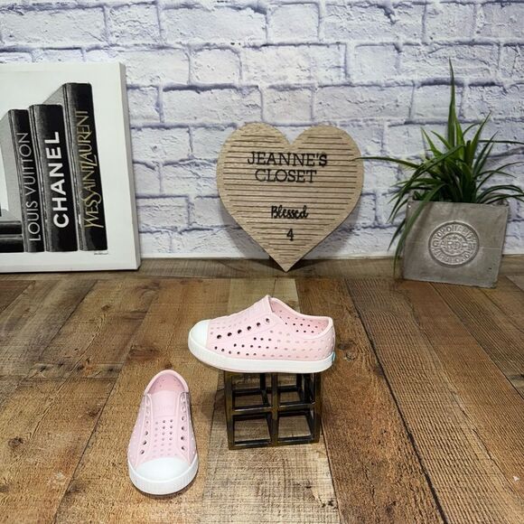 Native - Jefferson Milk Pink size C7 - Picture 1 of 8
